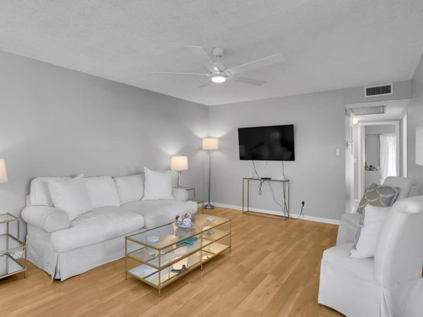 336 Dorset H, Boca Raton, FL 33434