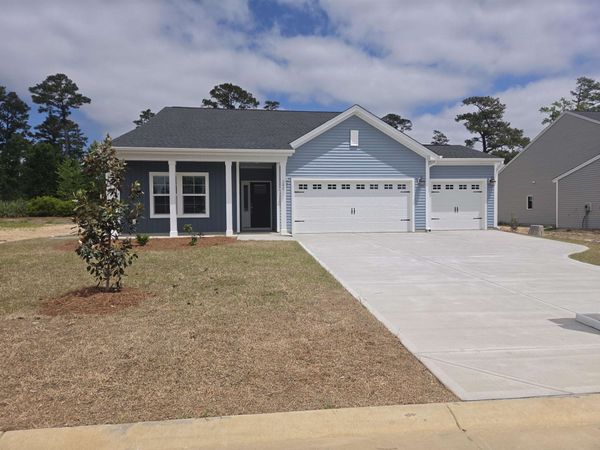 288 NW Mayflower Dr., Calabash, NC 28467