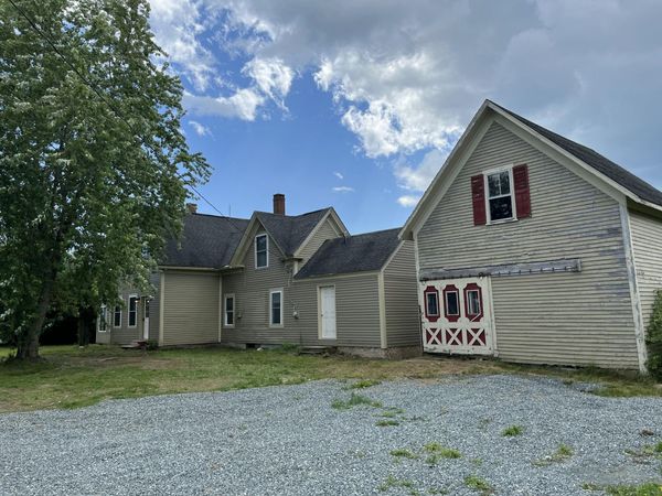 168 Guzzle Road, Gouldsboro, ME 04607