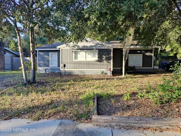 8015 GALVESTON Avenue, Jacksonville, FL 32211