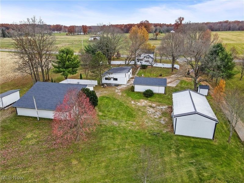 9865 Tallmadge Road, Diamond, OH 44412 Photo 12