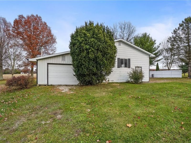 9865 Tallmadge Road, Diamond, OH 44412 Photo 17