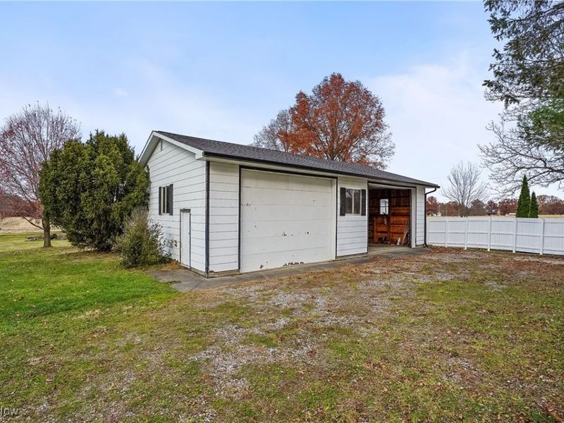 9865 Tallmadge Road, Diamond, OH 44412 Photo 18