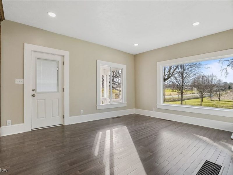 9865 Tallmadge Road, Diamond, OH 44412 Photo 33