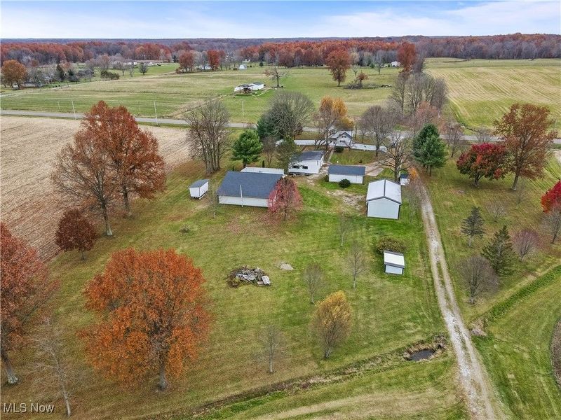 9865 Tallmadge Road, Diamond, OH 44412 Photo 5