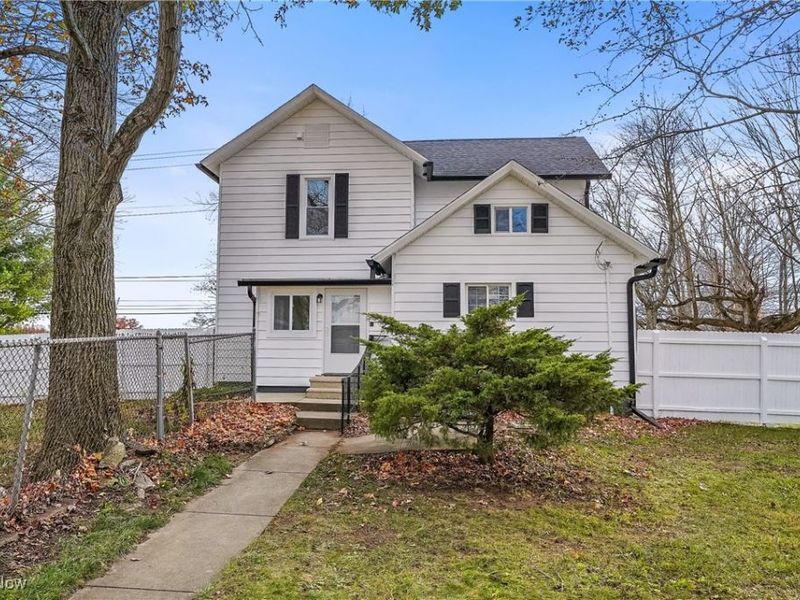 9865 Tallmadge Road, Diamond, OH 44412 Photo 6