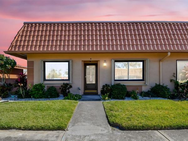 19029 US HIGHWAY 19 N, Unit 27A, CLEARWATER, FL 33764