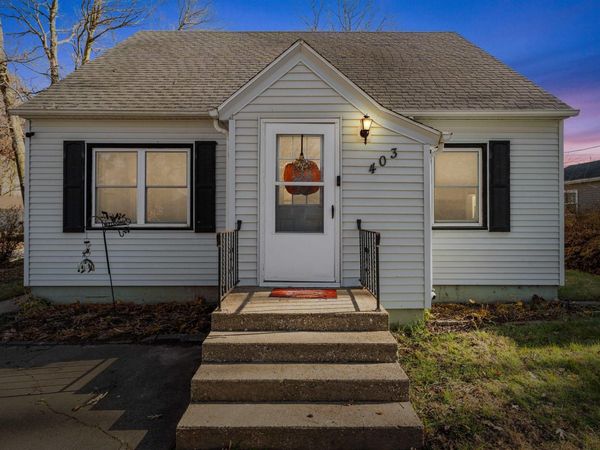 403 2nd St S Street, Coggon, IA 52218