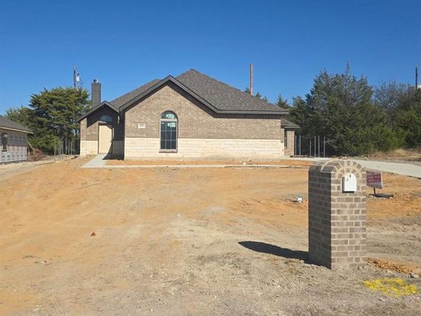 106 E SOUTHBROOK Drive, Glenn Heights, TX 75154