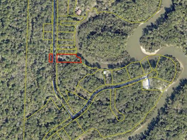 1907 River Road, Ponce De Leon, FL 32455