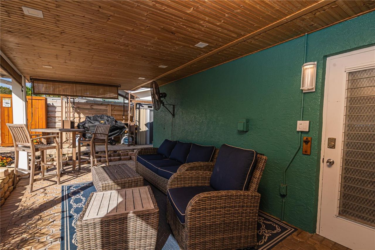 510 Lewis Boulevard Se, Saint Petersburg, FL 33705 Photo