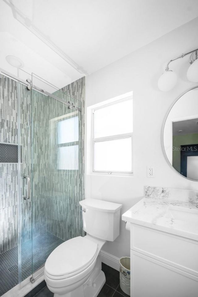 510 Lewis Boulevard Se, Saint Petersburg, FL 33705 Photo