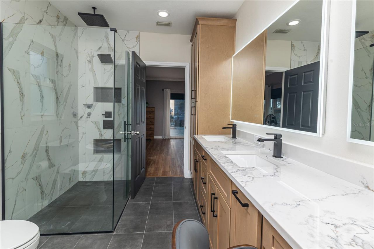 510 Lewis Boulevard Se, Saint Petersburg, FL 33705 Photo