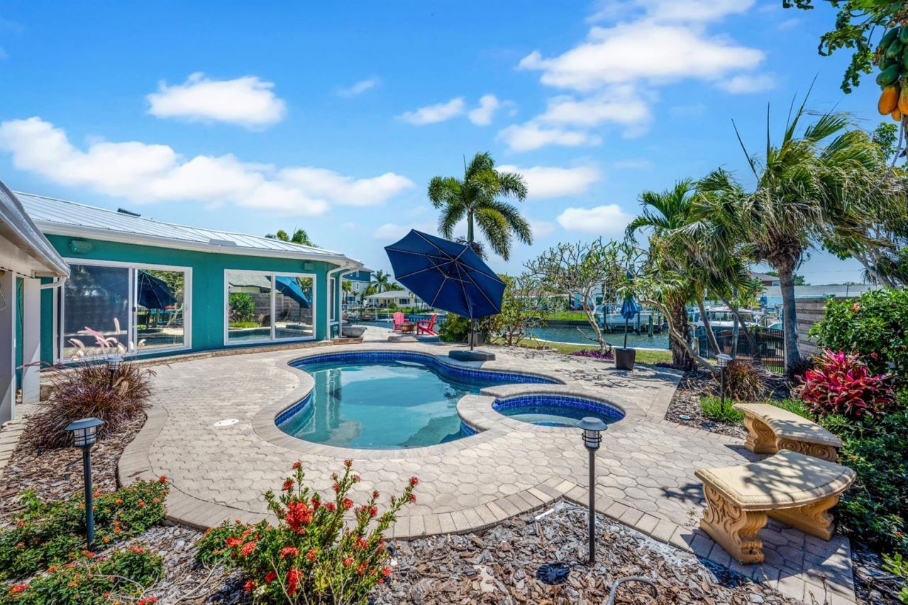 510 Lewis Boulevard Se, Saint Petersburg, FL 33705 Photo