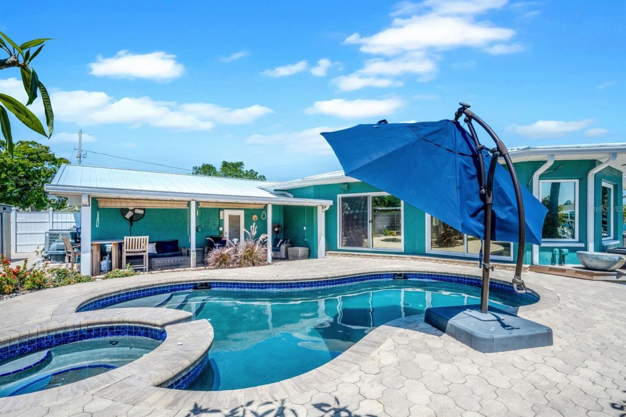 510 Lewis Boulevard Se, Saint Petersburg, FL 33705 Photo