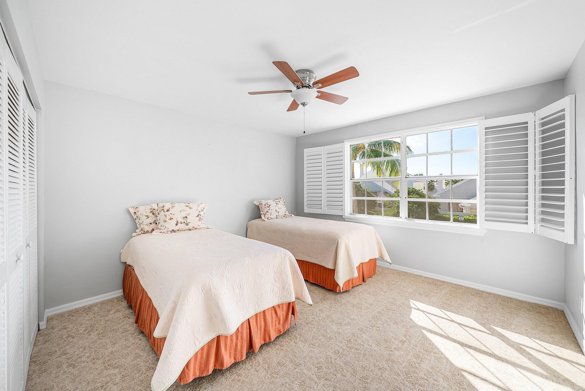 8 Windsor Lane, Palm Beach Gardens, FL 33418 Photo