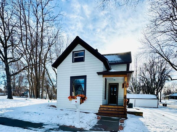 226 W Wyoming Street, Redwood Falls, MN 56283