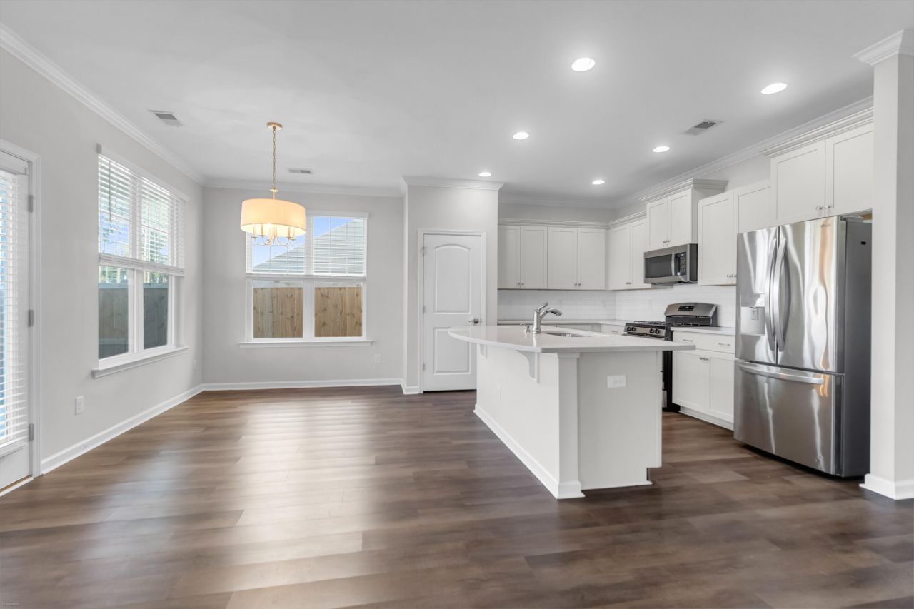 293 Saxony Loop Photo 7