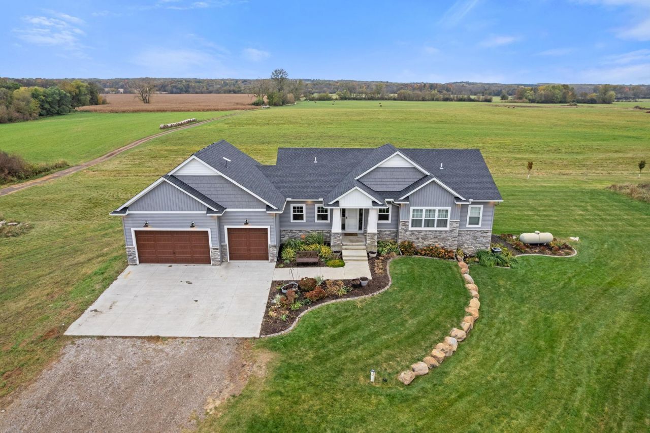 24908 Nacre Street NW, Saint Francis, MN 55070