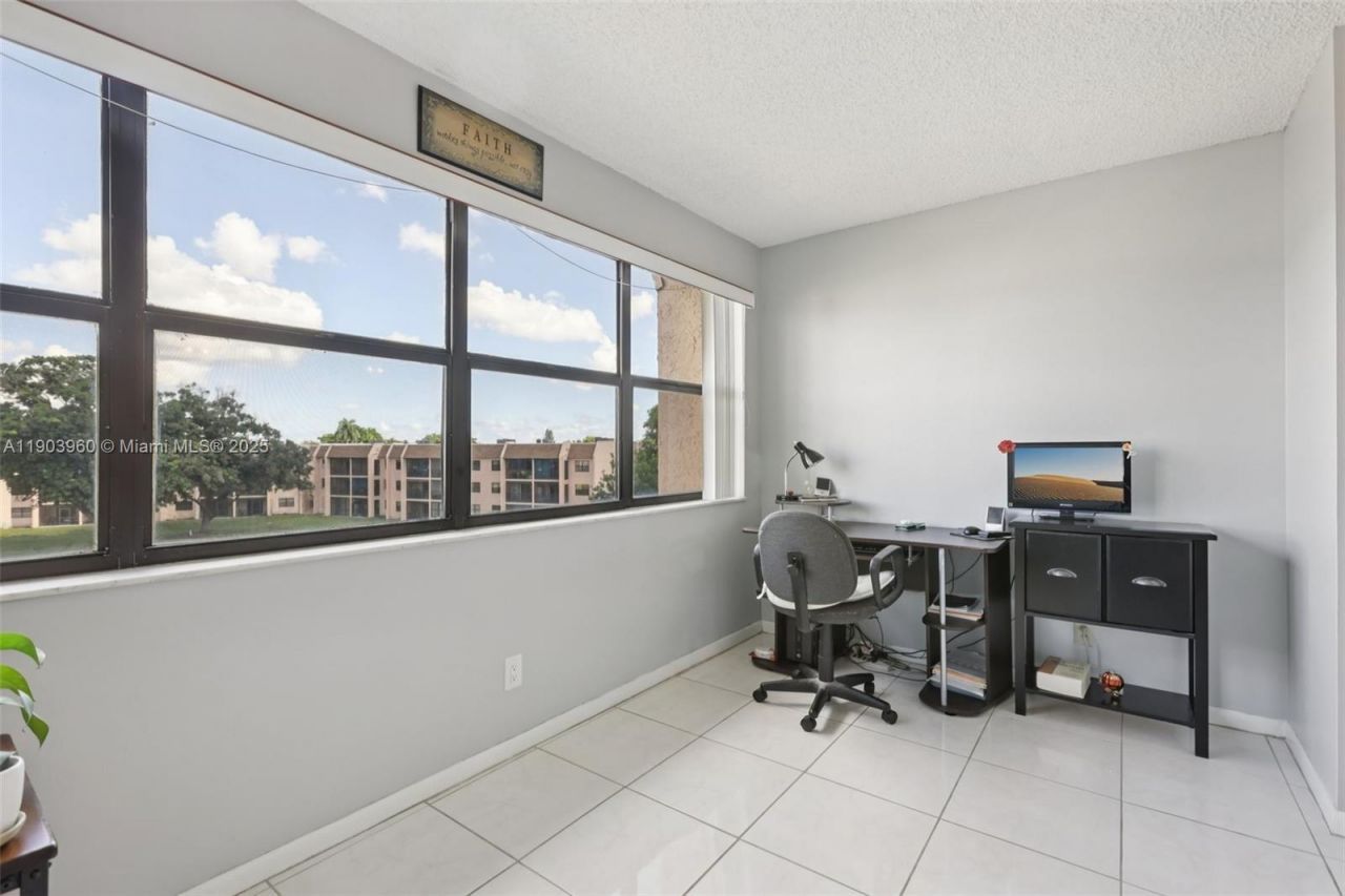 2793 NW 104th Ave, Unit 401, Sunrise, FL 33322 Photo