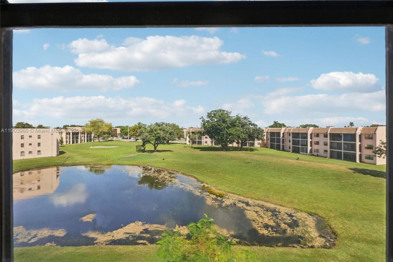 2793 NW 104th Ave, Unit 401, Sunrise, FL 33322 Photo
