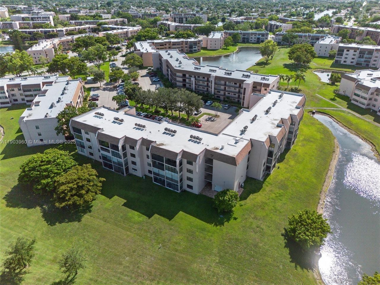 2793 NW 104th Ave, Unit 401, Sunrise, FL 33322 Photo