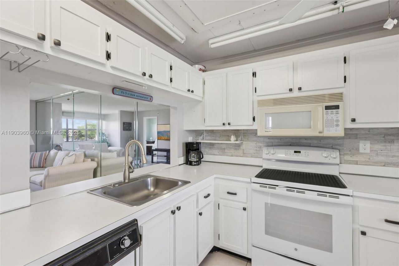 2793 NW 104th Ave, Unit 401, Sunrise, FL 33322 Photo