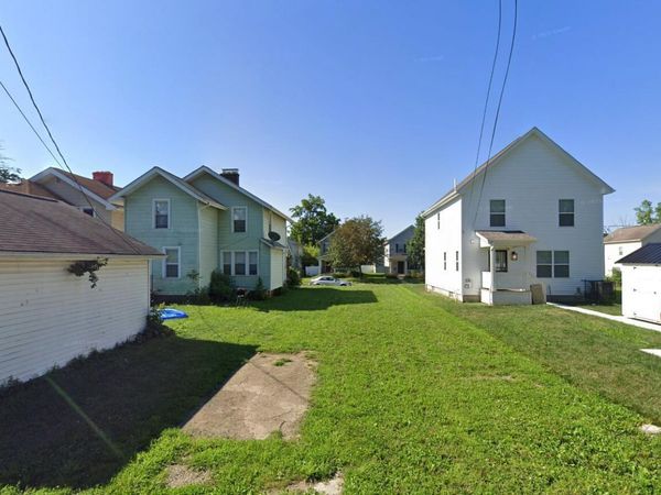 1136 E 21st Avenue, Columbus, OH 43211