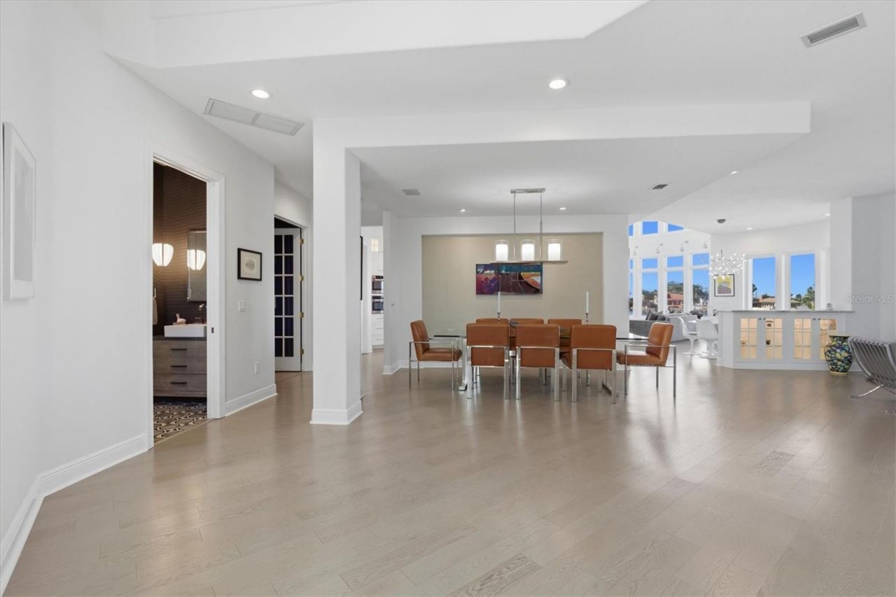 402 Buttonwood Lane, Largo, FL 33770 Photo