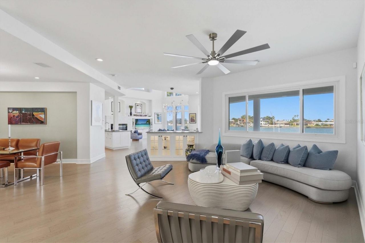 402 Buttonwood Lane, Largo, FL 33770 Photo