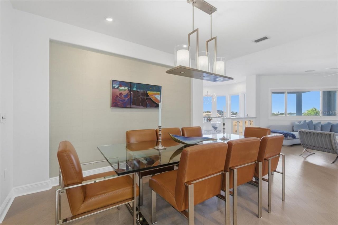 402 Buttonwood Lane, Largo, FL 33770 Photo