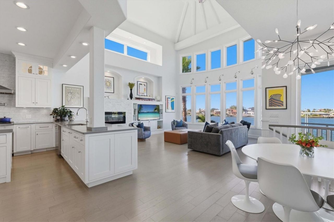 402 Buttonwood Lane, Largo, FL 33770 Photo