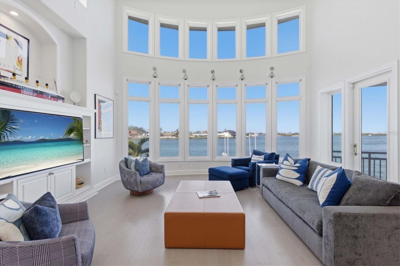 402 Buttonwood Lane, Largo, FL 33770 Photo