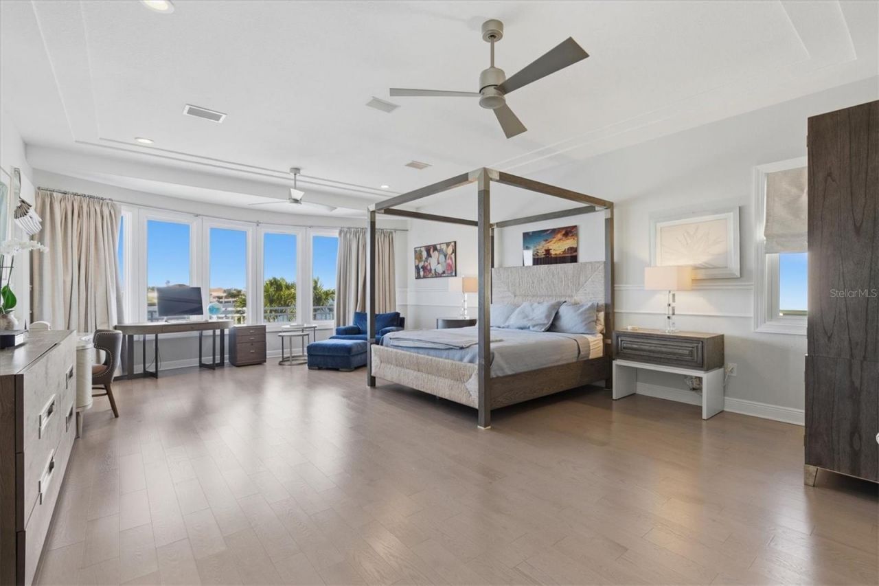 402 Buttonwood Lane, Largo, FL 33770 Photo