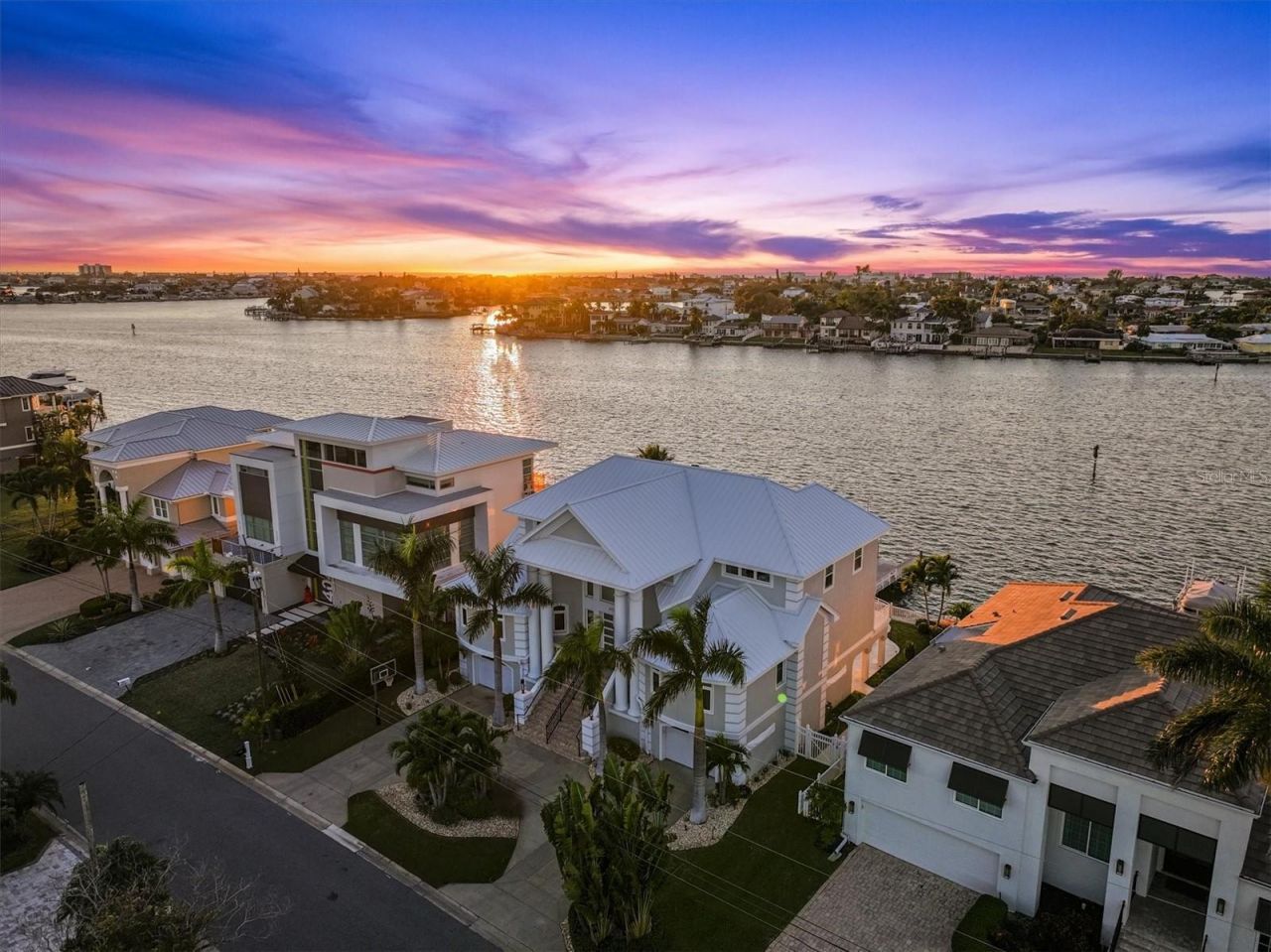 402 Buttonwood Lane, Largo, FL 33770 Photo