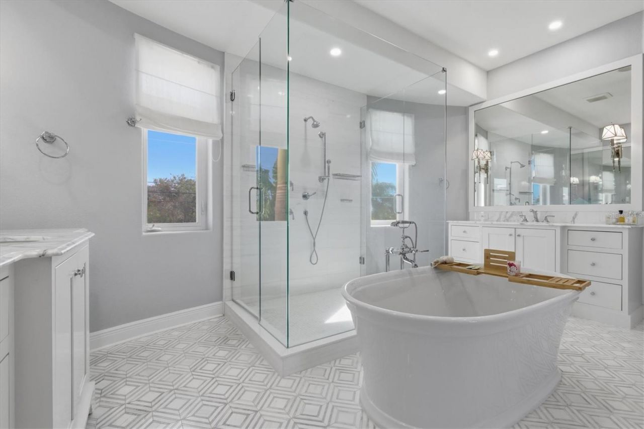 402 Buttonwood Lane, Largo, FL 33770 Photo