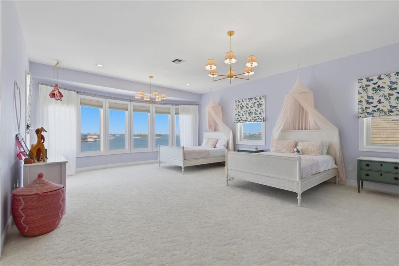 402 Buttonwood Lane, Largo, FL 33770 Photo