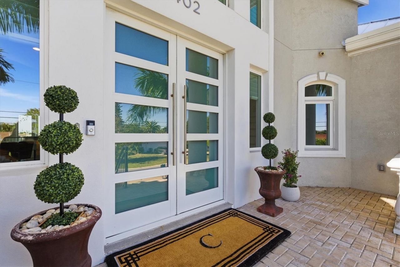 402 Buttonwood Lane, Largo, FL 33770 Photo