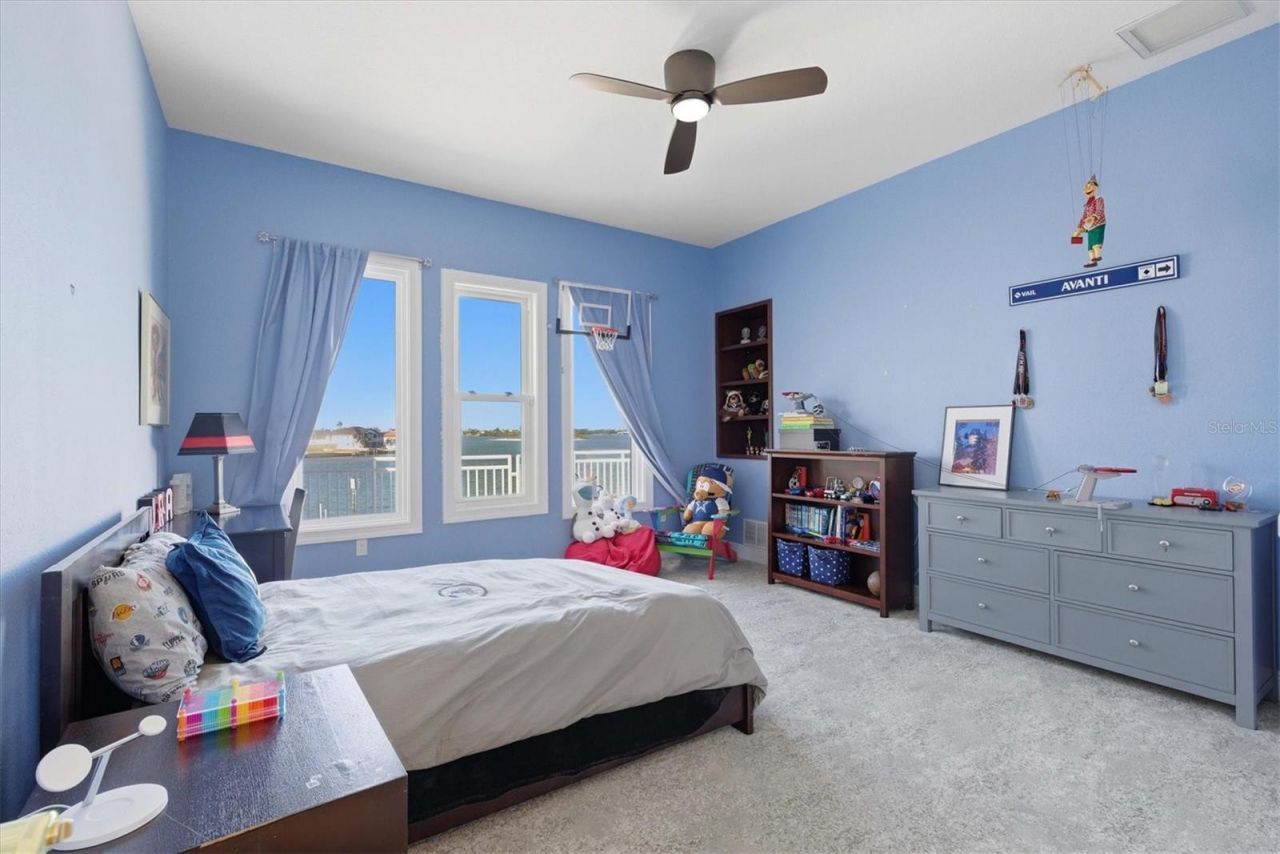 402 Buttonwood Lane, Largo, FL 33770 Photo