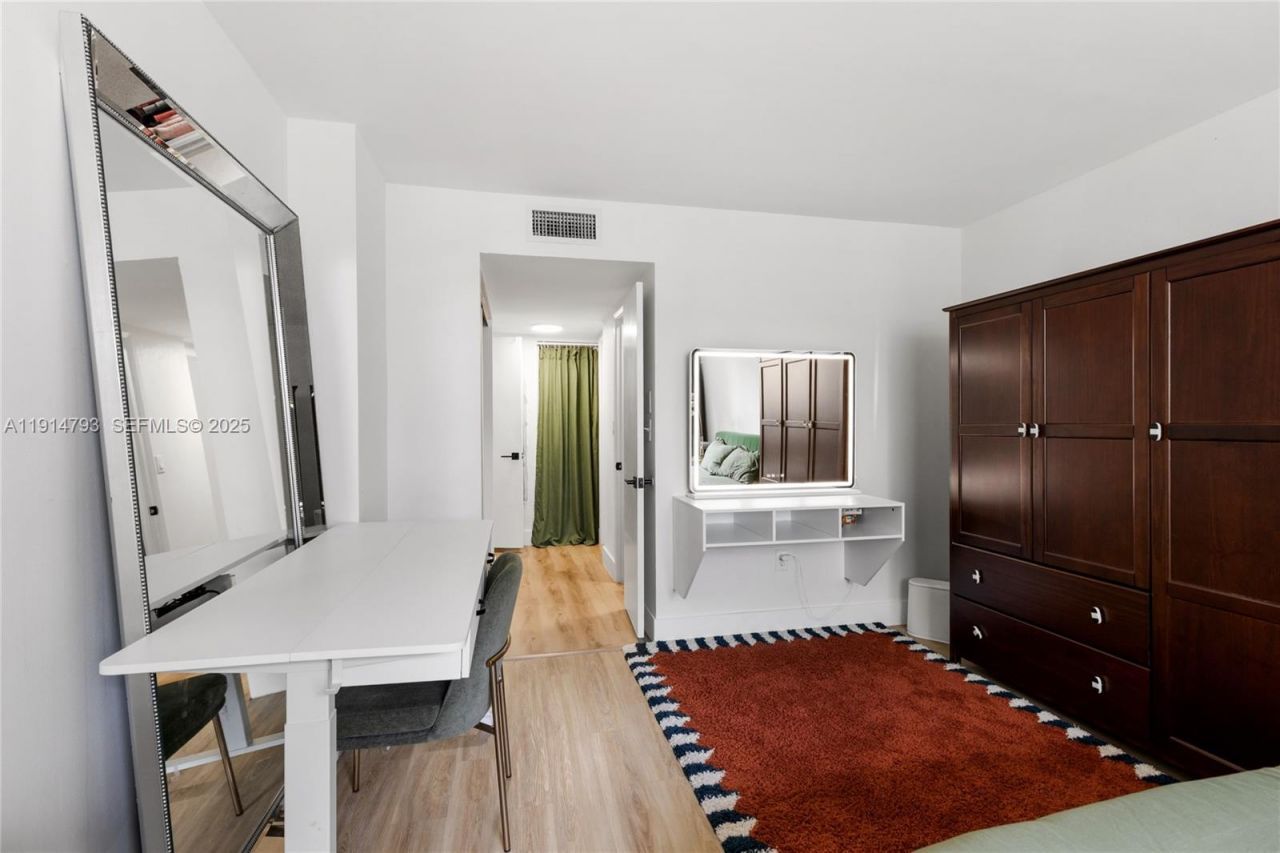 2801 NE 183rd St, Unit 108W, Aventura, FL 33160 Photo