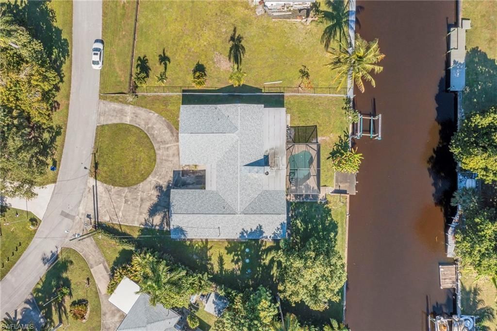 1366 Sunrise Dr, North Fort Myers, FL 33917 Photo