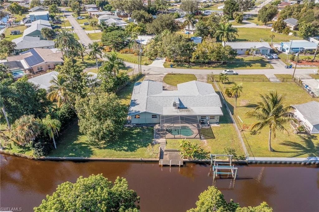 1366 Sunrise Dr, North Fort Myers, FL 33917 Photo