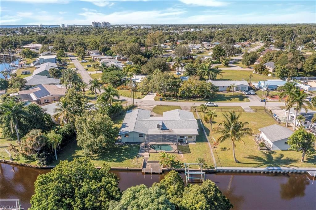 1366 Sunrise Dr, North Fort Myers, FL 33917 Photo