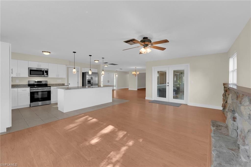 1366 Sunrise Dr, North Fort Myers, FL 33917 Photo
