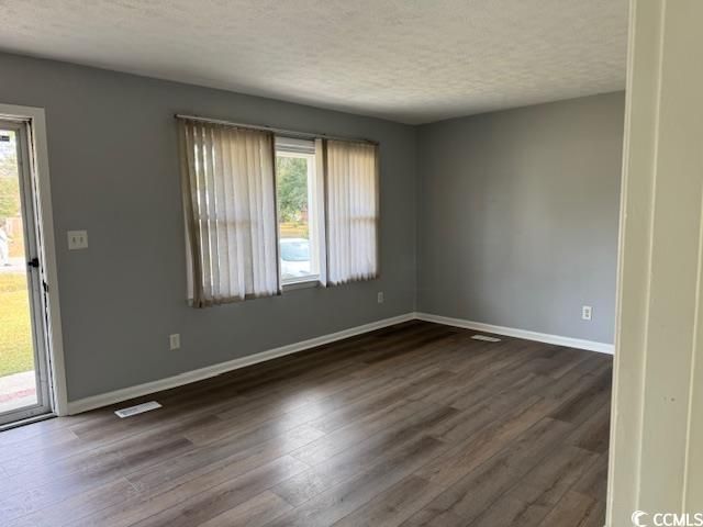 101 Longwood Ln. Photo 6