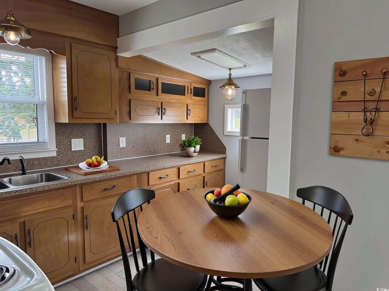 101 Longwood Ln. Photo 8