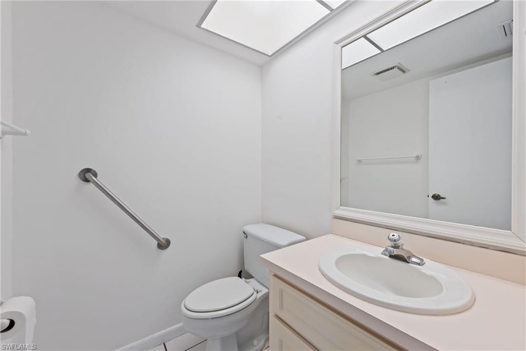 494 Bristle Cone Ln, Unit 48, Naples, FL 34113 Photo