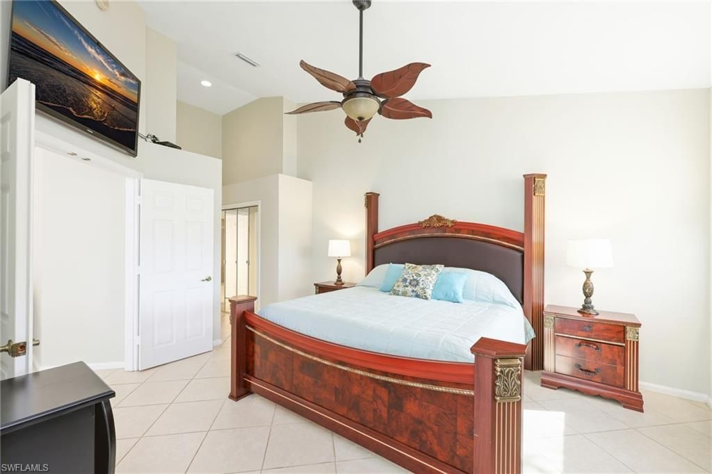 7828 Gardner Dr, Unit 5-202, Naples, FL 34109 Photo