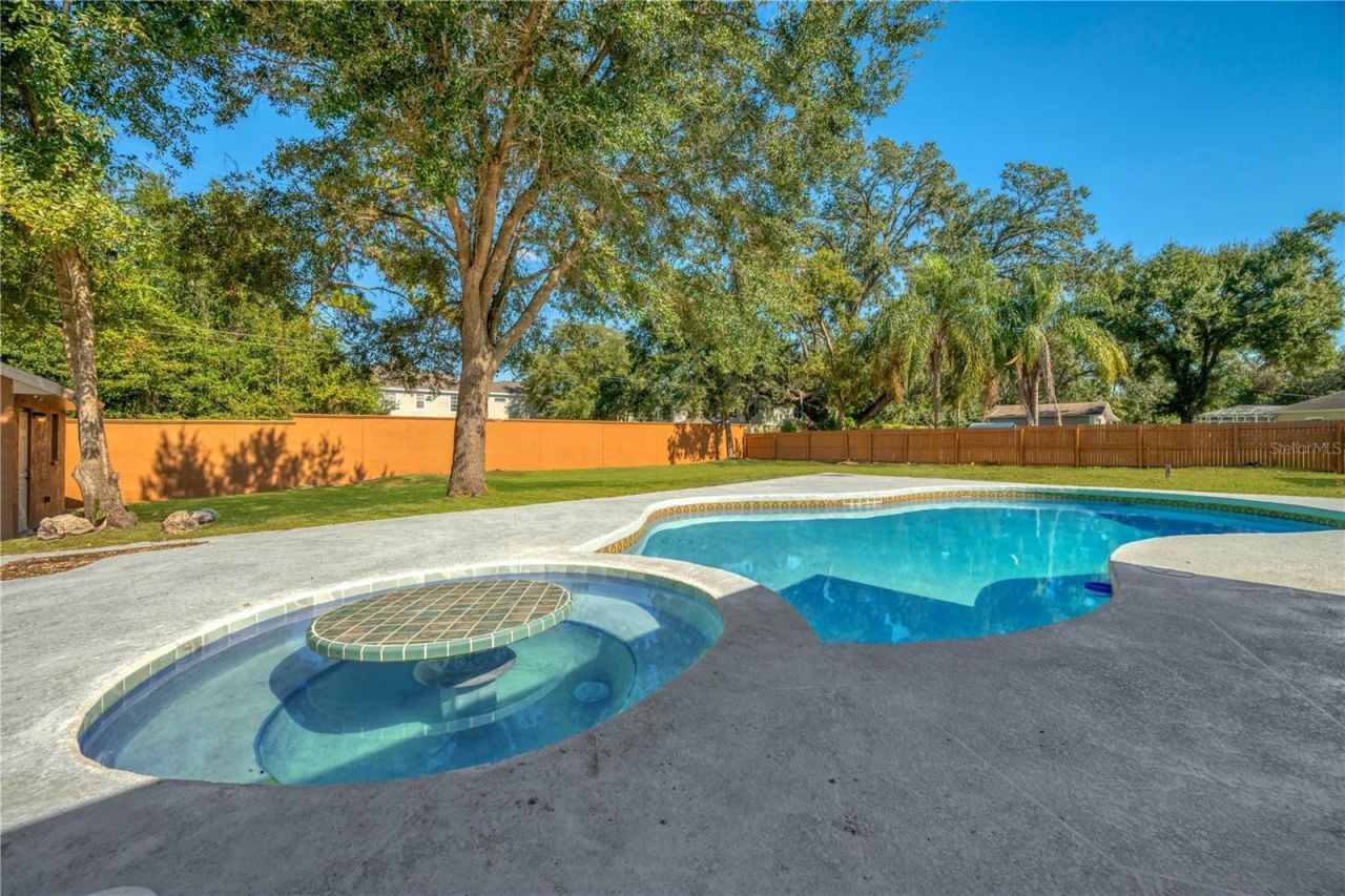 2206 Wallwood Place, Brandon, FL 33510 Photo