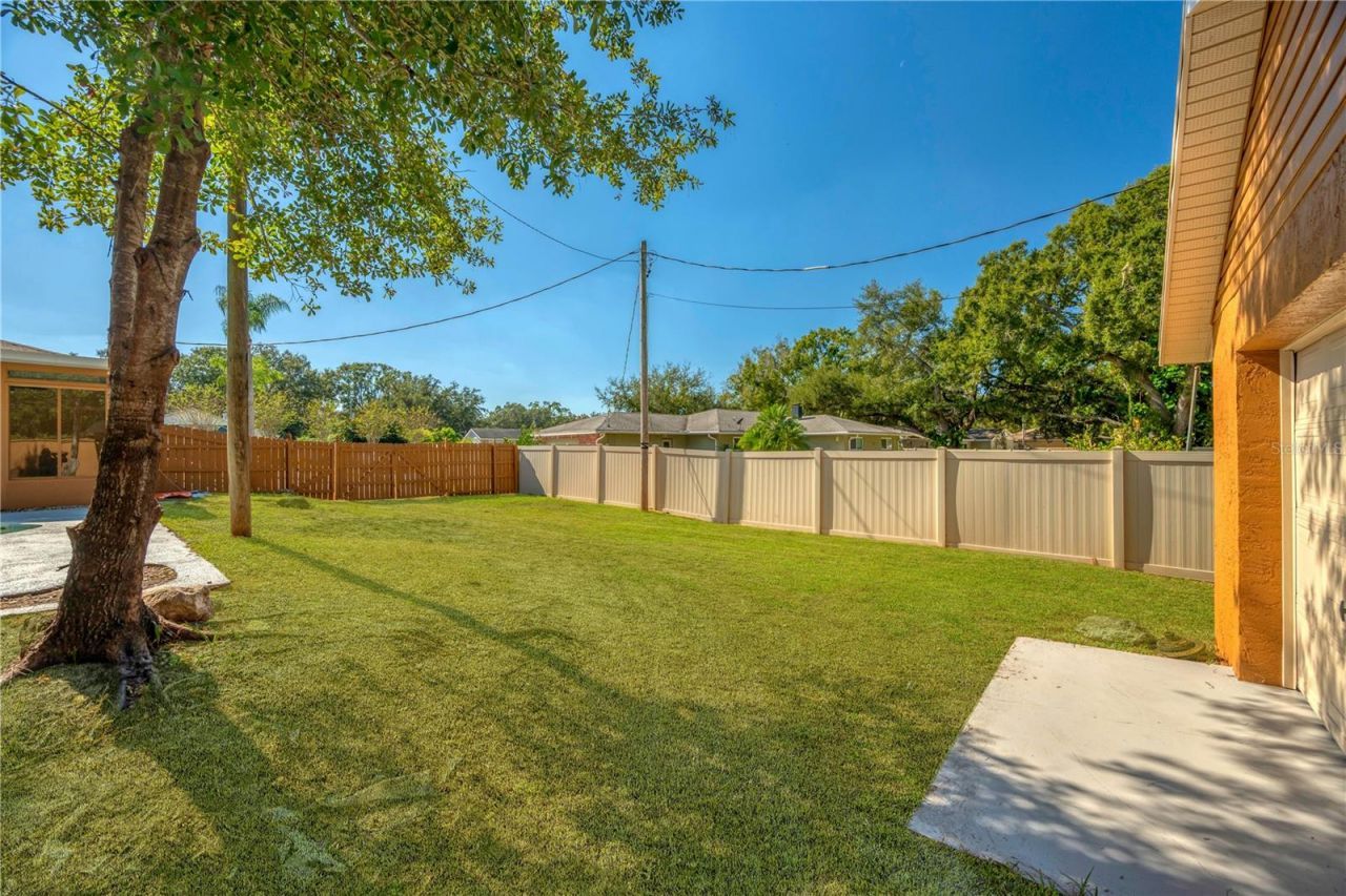 2206 Wallwood Place, Brandon, FL 33510 Photo